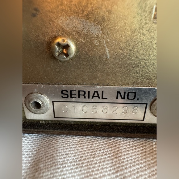 General Electric Model 3-5801A 40 Channel PLL System CB Radio NOT TESTED - Picture 10 of 12